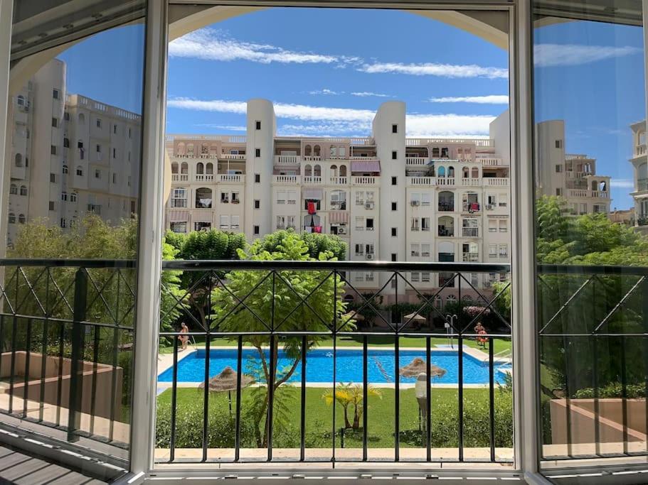 Apartamento Centro Torremolinos Con Parking Zewnętrze zdjęcie